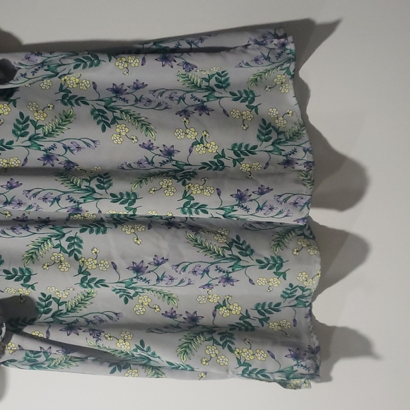 Top - Picture 3 of 9